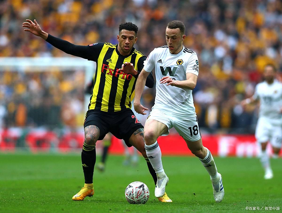 TIANBO体育-埃弗顿在客场不敌狼队，遭遇连败(埃弗顿在客场不敌狼队,遭遇连败是哪一年)