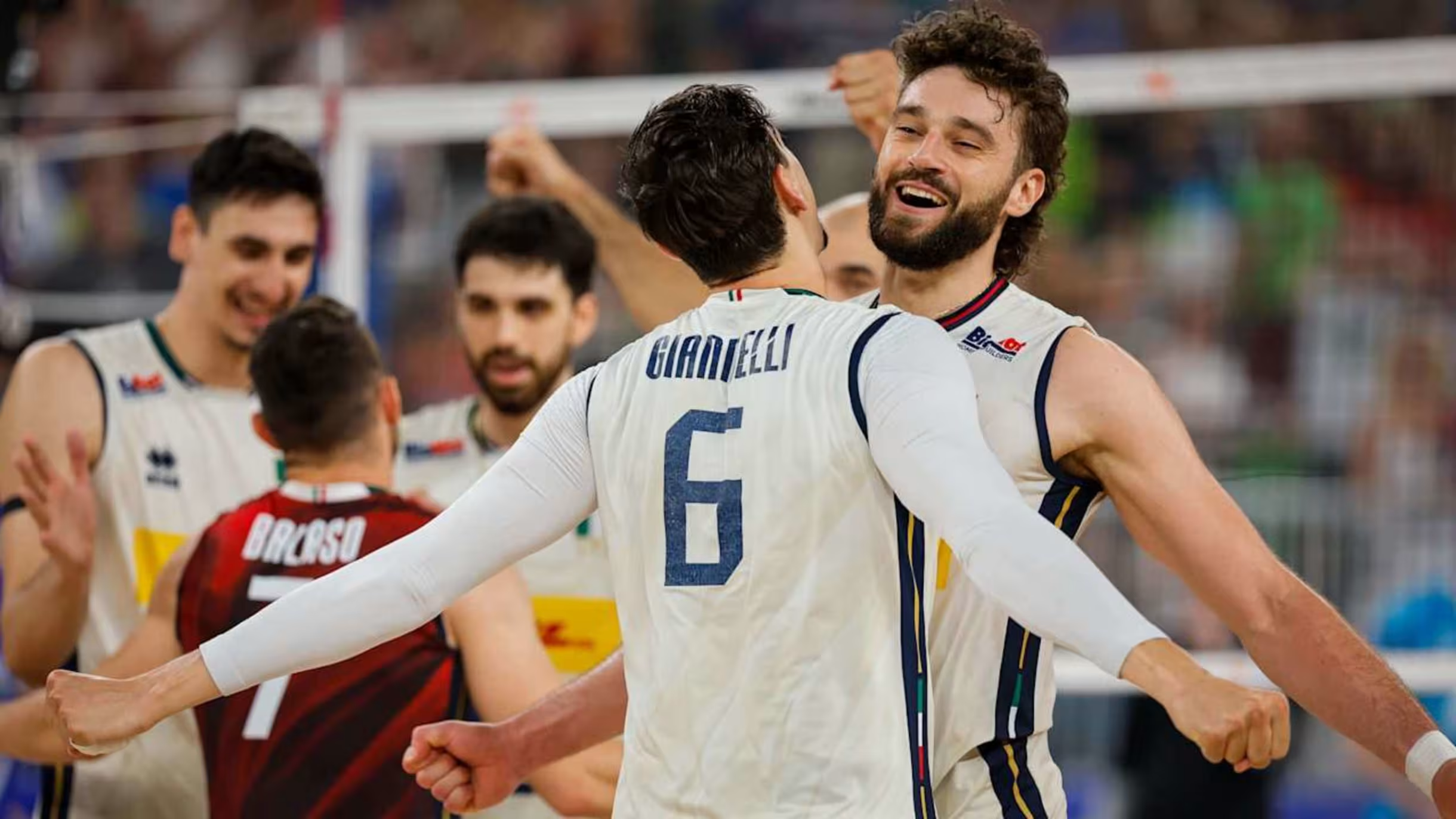 天博中国体育入口-包含意大利联赛风云变幻，一场激烈的对决即将上演的词条