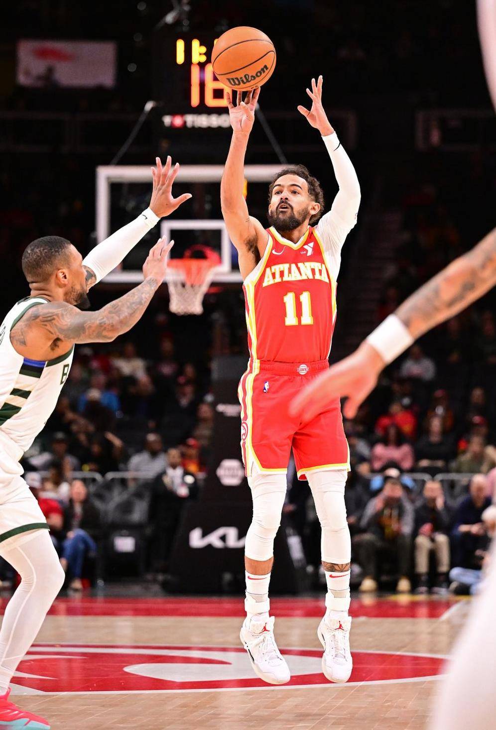 天博官网-NBA季后赛焦点战绩！雄鹿虐勇士猛龙险胜的简单介绍